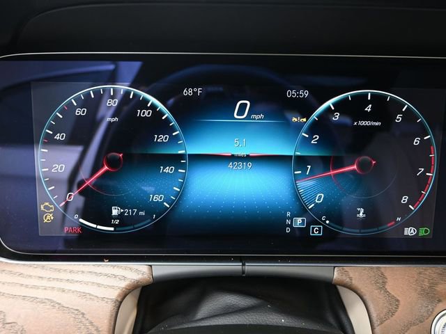 Used 2023 Mercedes-Benz E 350 4MATIC Sedan image 12