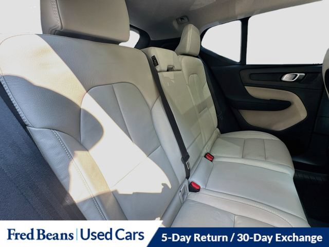Used 2023 Volvo XC40 B5 Plus w/ Driver Assist Package AWD/4WD image 33