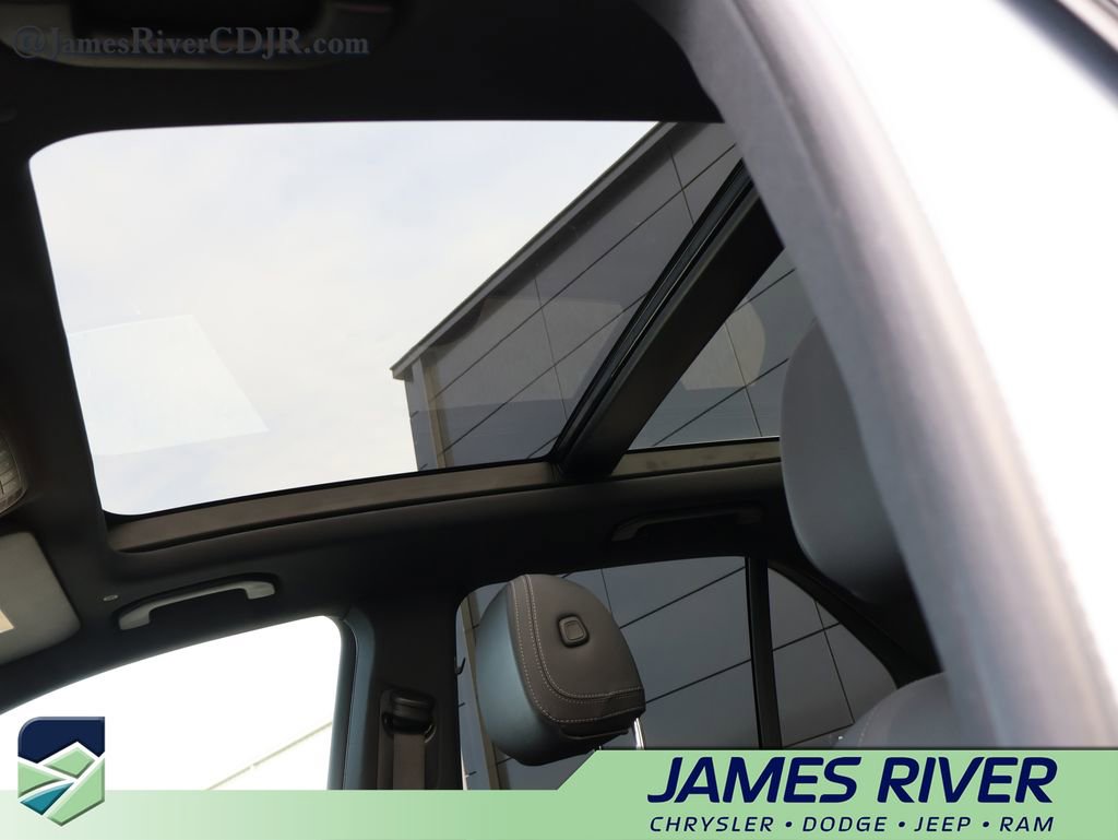 Used 2025 Mercedes-Benz GLE 350 4MATIC image 27