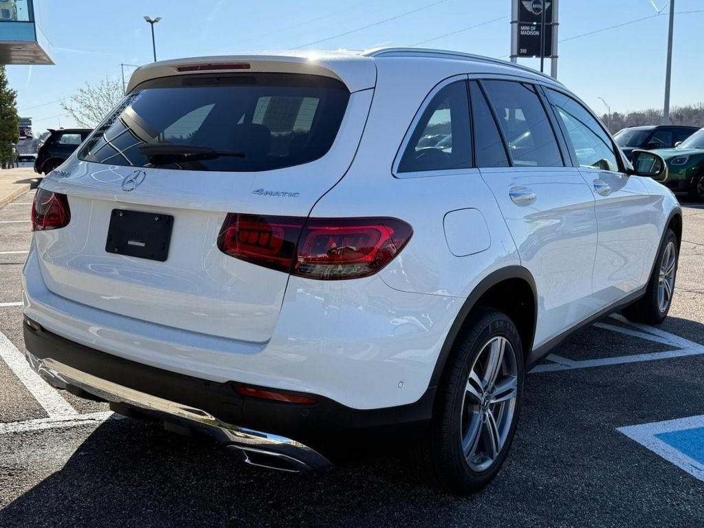 Used 2022 Mercedes-Benz GLC 300 4MATIC image 3