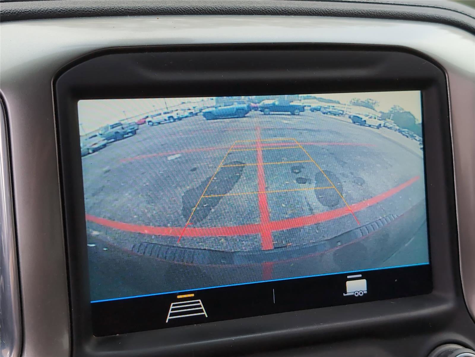 Used 2021 Chevrolet Silverado 2500 LT w/ Midnight Edition image 15