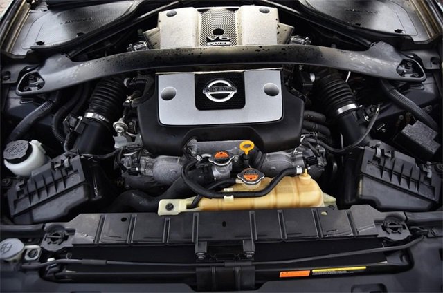 Used 2013 Nissan 370Z Touring w/ Sport Pkg image 23