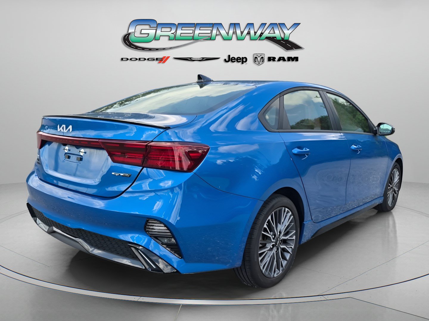 Used 2024 Kia Forte GT-Line w/ GT-Line Premium Package FWD image 3