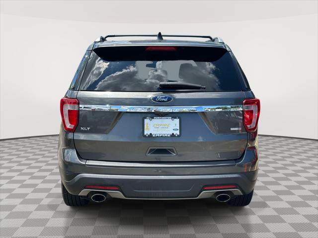 Used 2019 Ford Explorer XLT AWD/4WD image 4