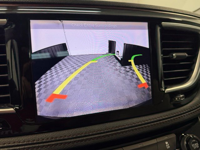 Used 2019 Chrysler Pacifica Limited FWD image 19