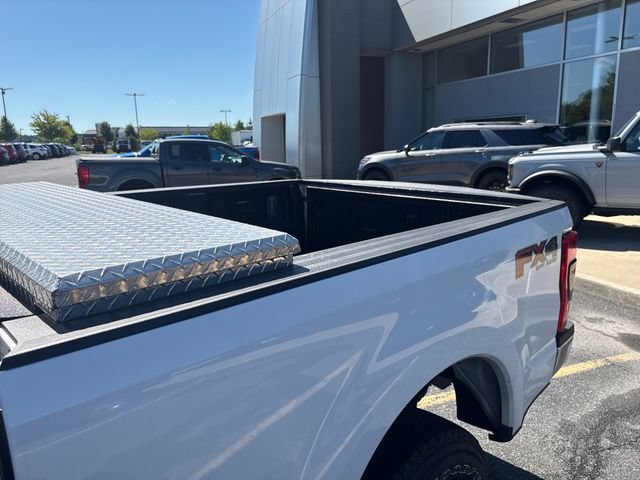 Used 2021 Ford F250 XLT w/ XLT Premium Package AWD/4WD image 12