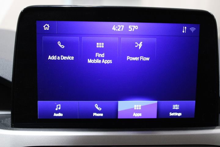 Used 2021 Ford Escape SE image 3