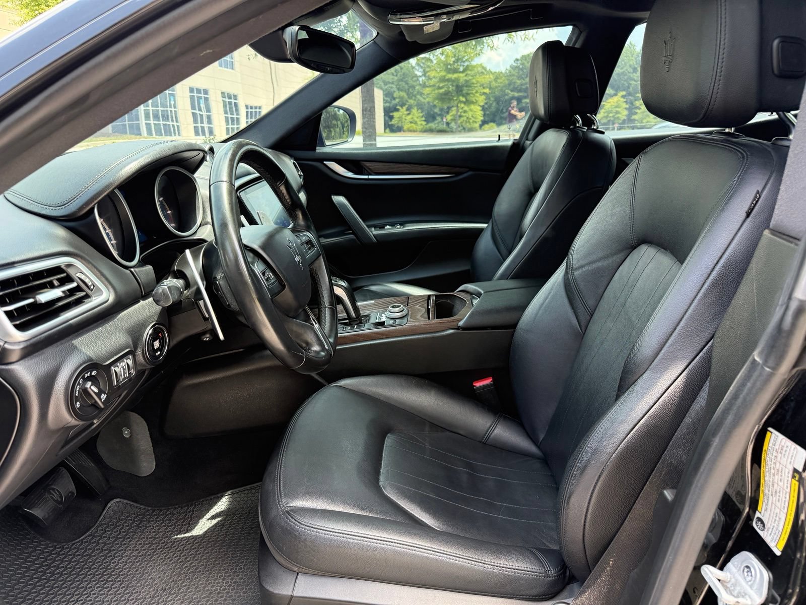 Used 2019 Maserati Ghibli RWD image 34