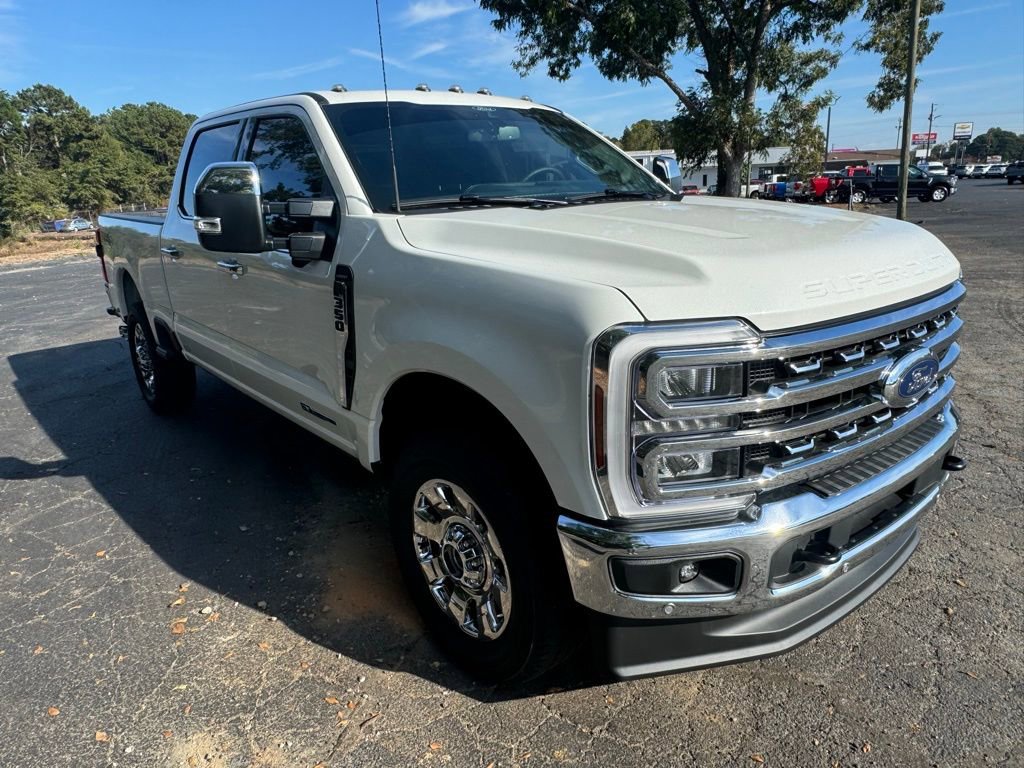 Used 2025 Ford F350 Lariat w/ Lariat Ultimate Package AWD/4WD image 12