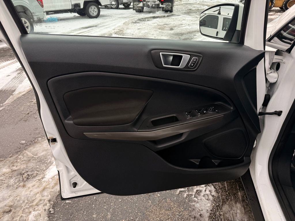 Used 2018 Ford EcoSport SE w/ SE Convenience Package image 20