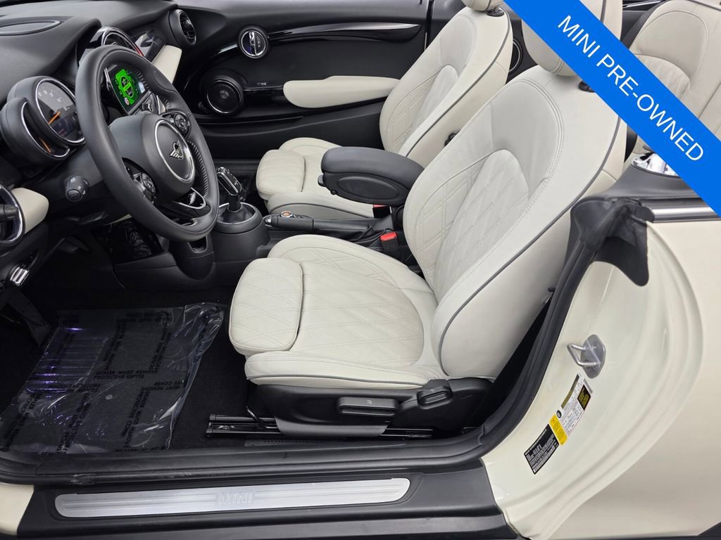 Used 2020 MINI Cooper Convertible image 10
