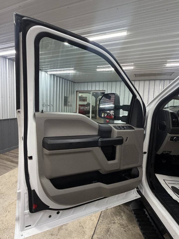 Used 2022 Ford F250 XL w/ Power Equipment Group AWD/4WD image 28