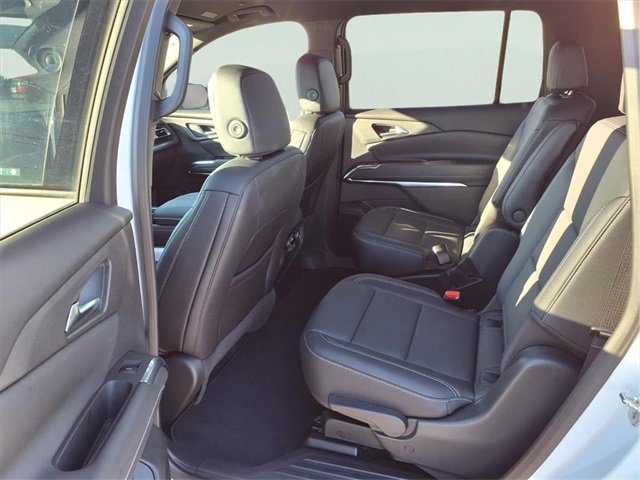 Certified 2025 Chevrolet Traverse LT image 22