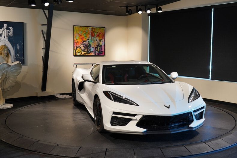 Used 2023 Chevrolet Corvette Stingray Premium Cpe w/ Z51 Performance Package RWD image 18