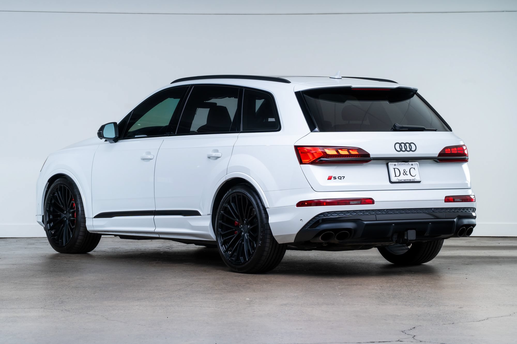 Used 2025 Audi SQ7 Prestige AWD/4WD image 5