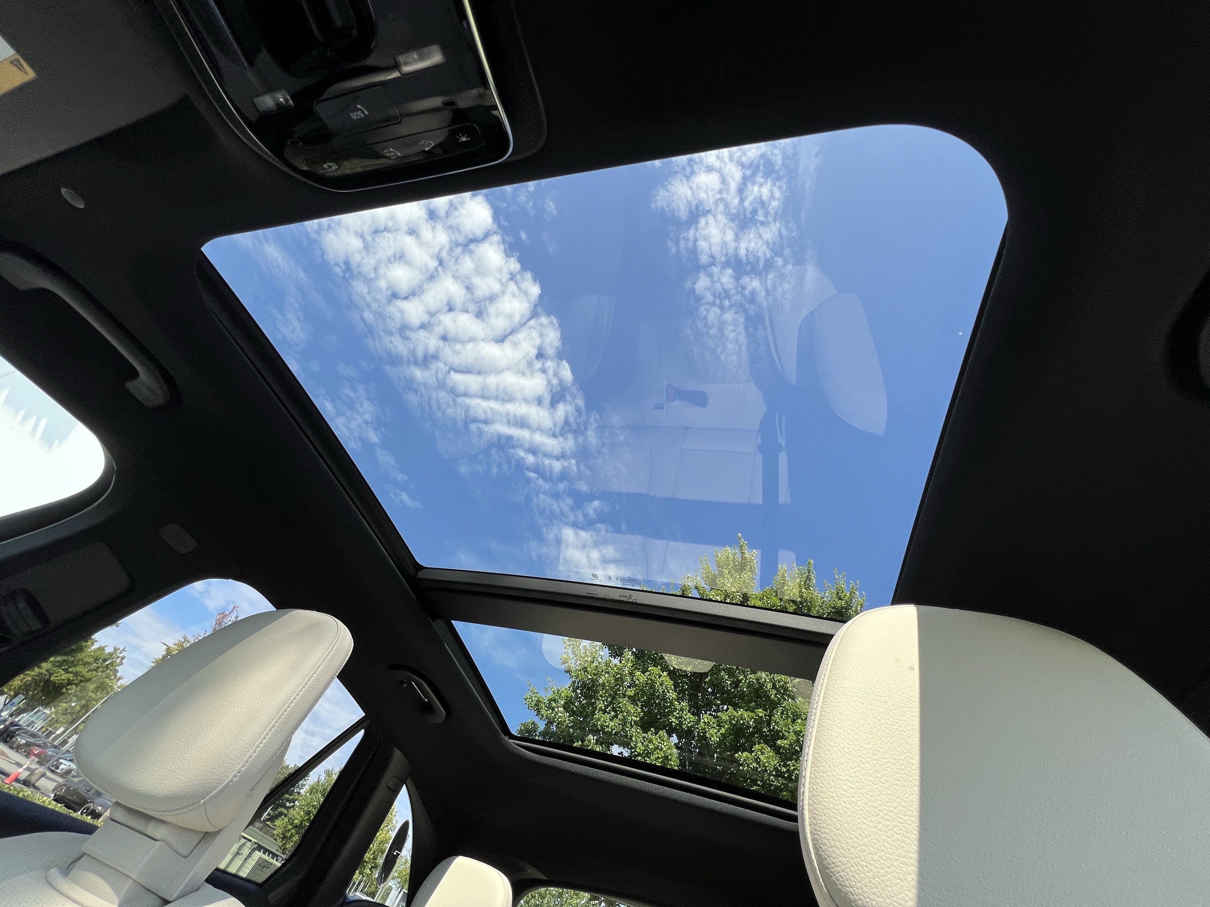 Certified 2025 Mercedes-Benz GLC 350e 4MATIC image 28