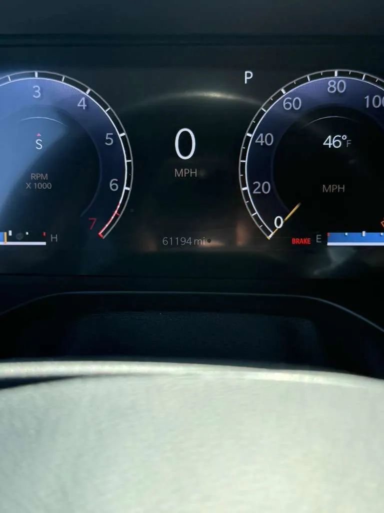 Used 2022 Jeep Grand Cherokee L Laredo w/ Luxury Tech Group I image 13