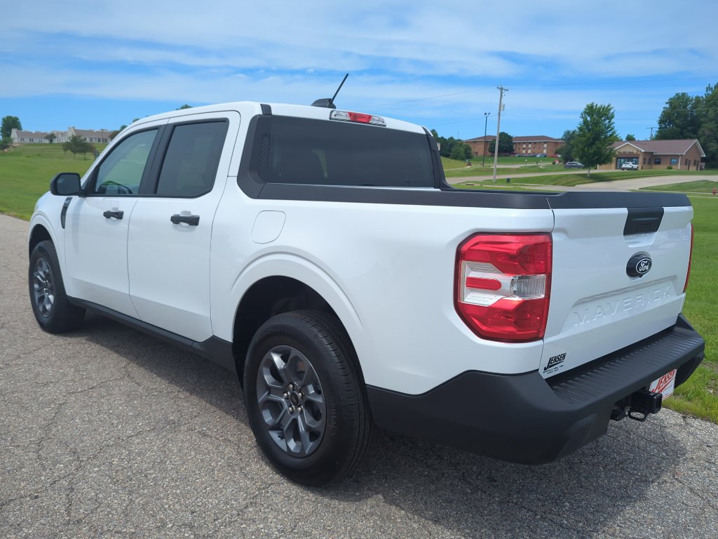 New 2025 Ford Maverick XLT w/ Equipment Group 302A image 5