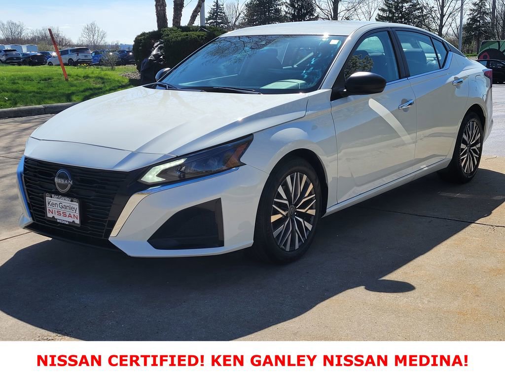 Certified 2025 Nissan Altima 2.5 SV FWD image 7