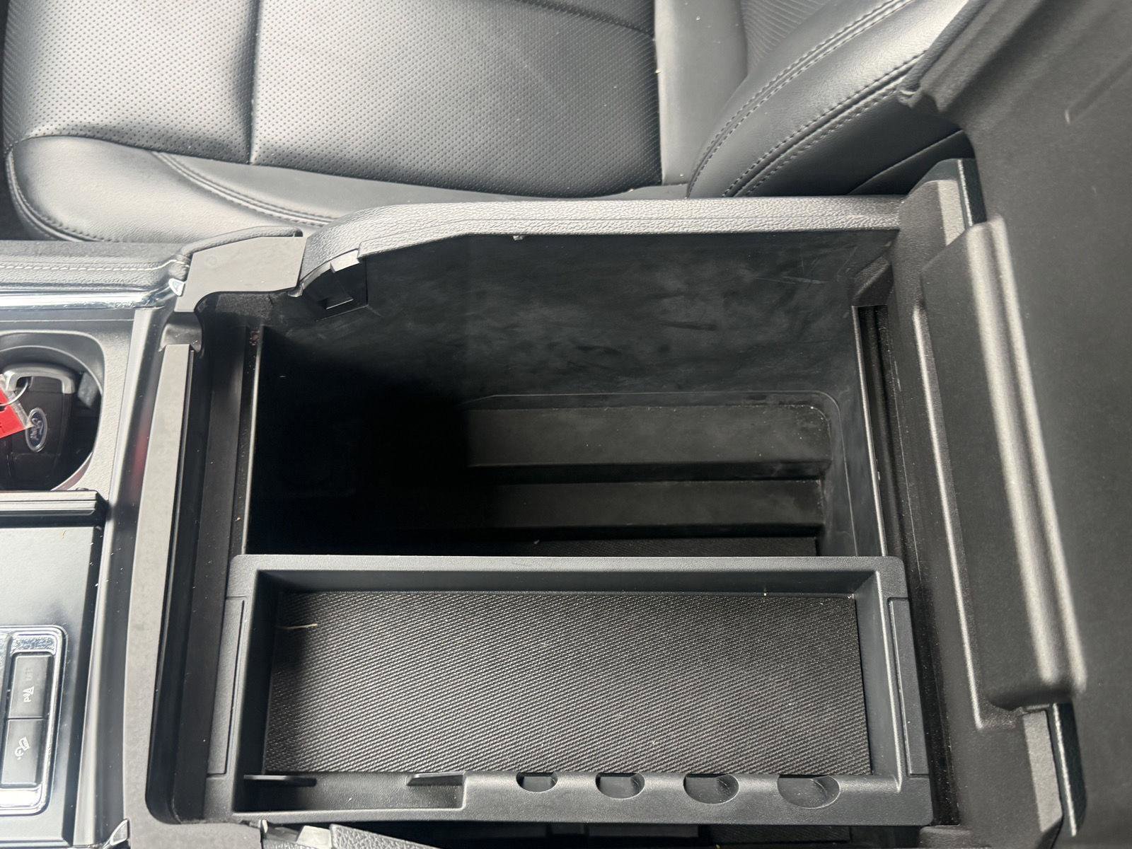 Used 2022 Ford Expedition Max XLT image 24