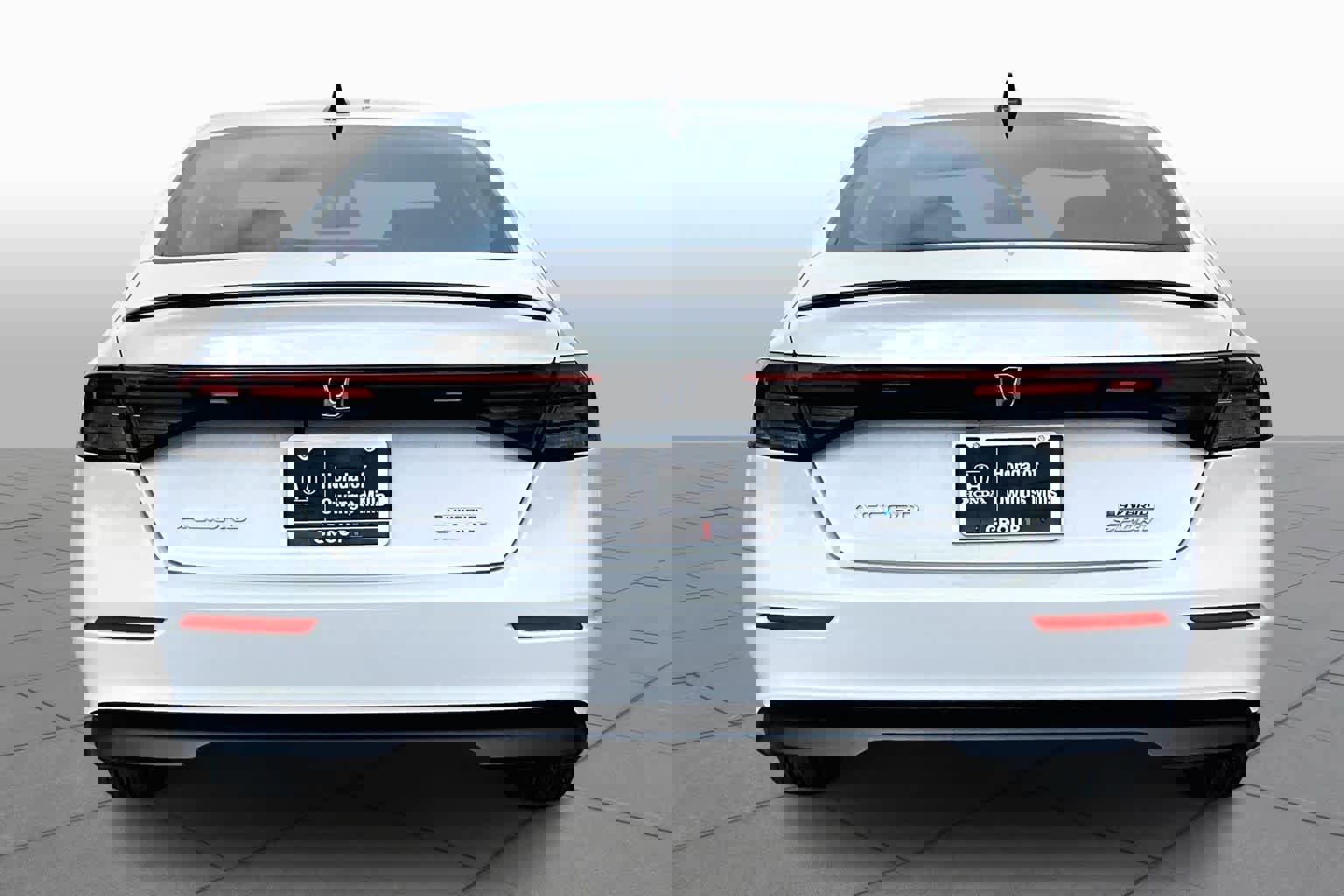 Used 2025 Honda Accord Sport image 5