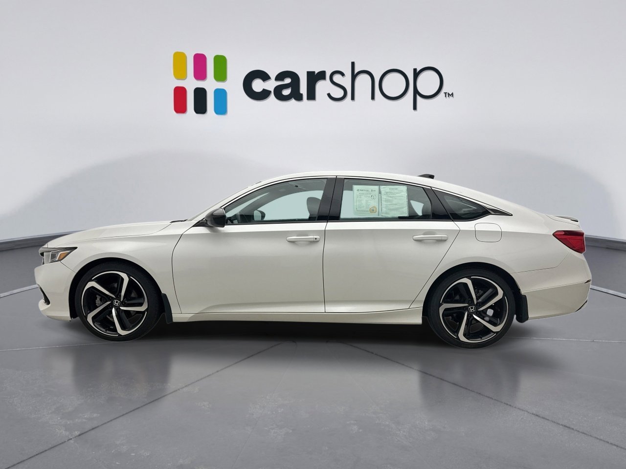 Used 2022 Honda Accord Sport image 2
