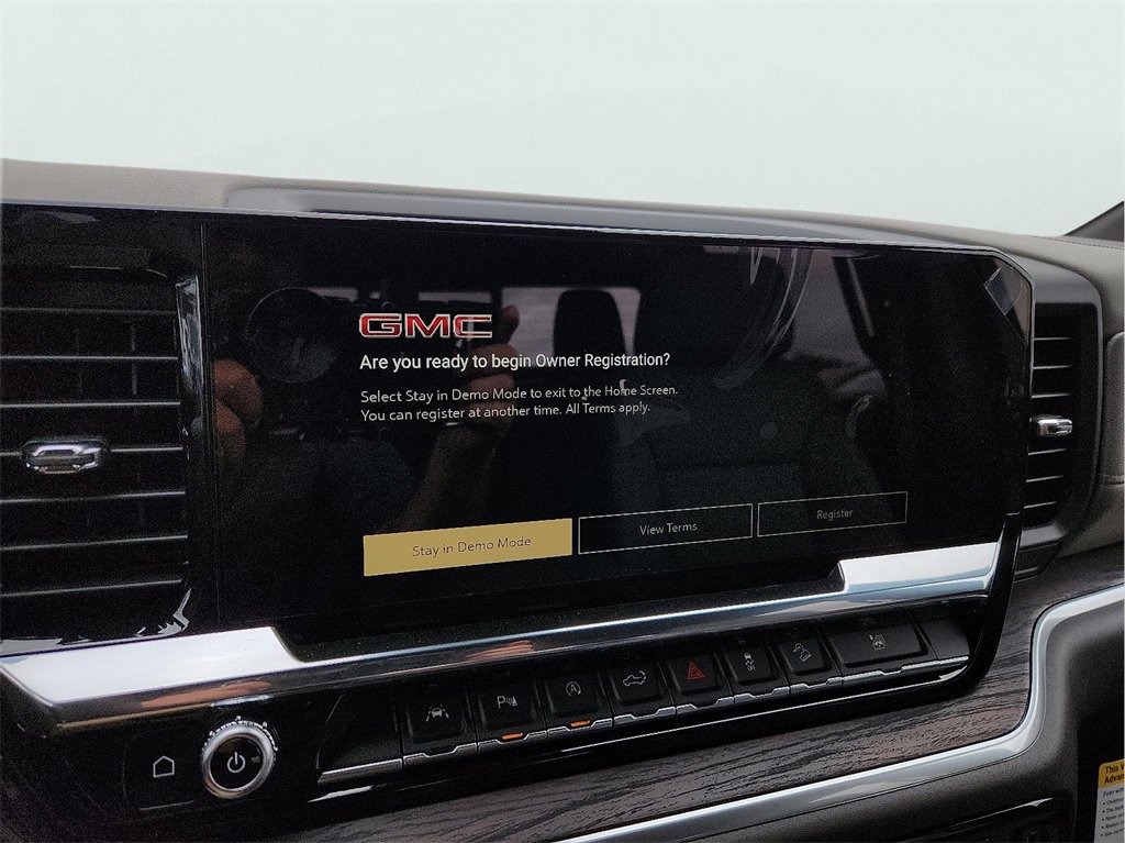 New 2025 GMC Sierra 1500 SLT image 24