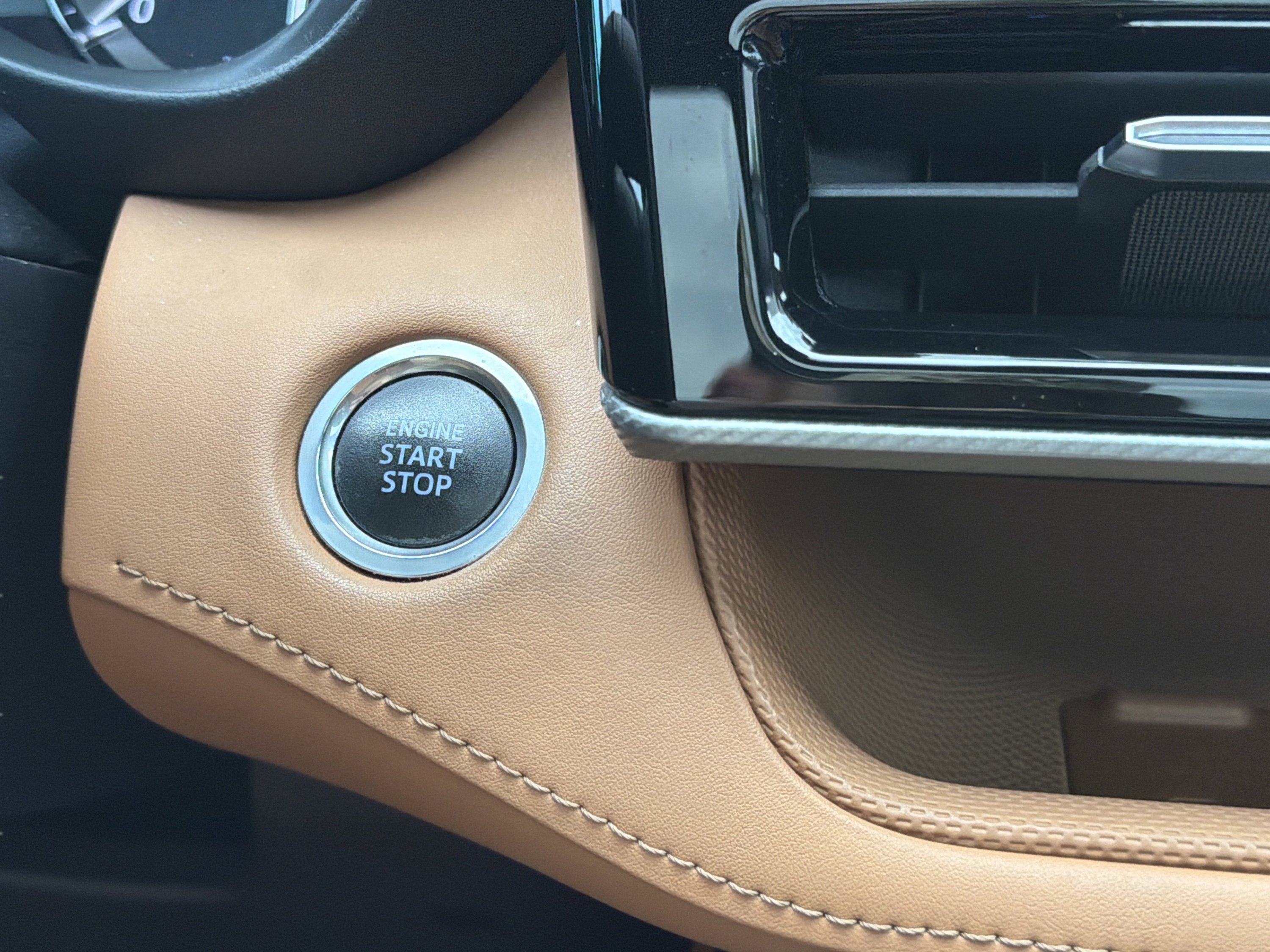 Used 2020 Toyota Highlander Platinum FWD image 82