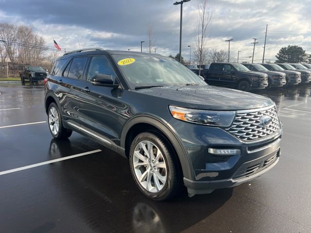 Certified 2022 Ford Explorer Platinum w/ Equipment Group 601A image 3