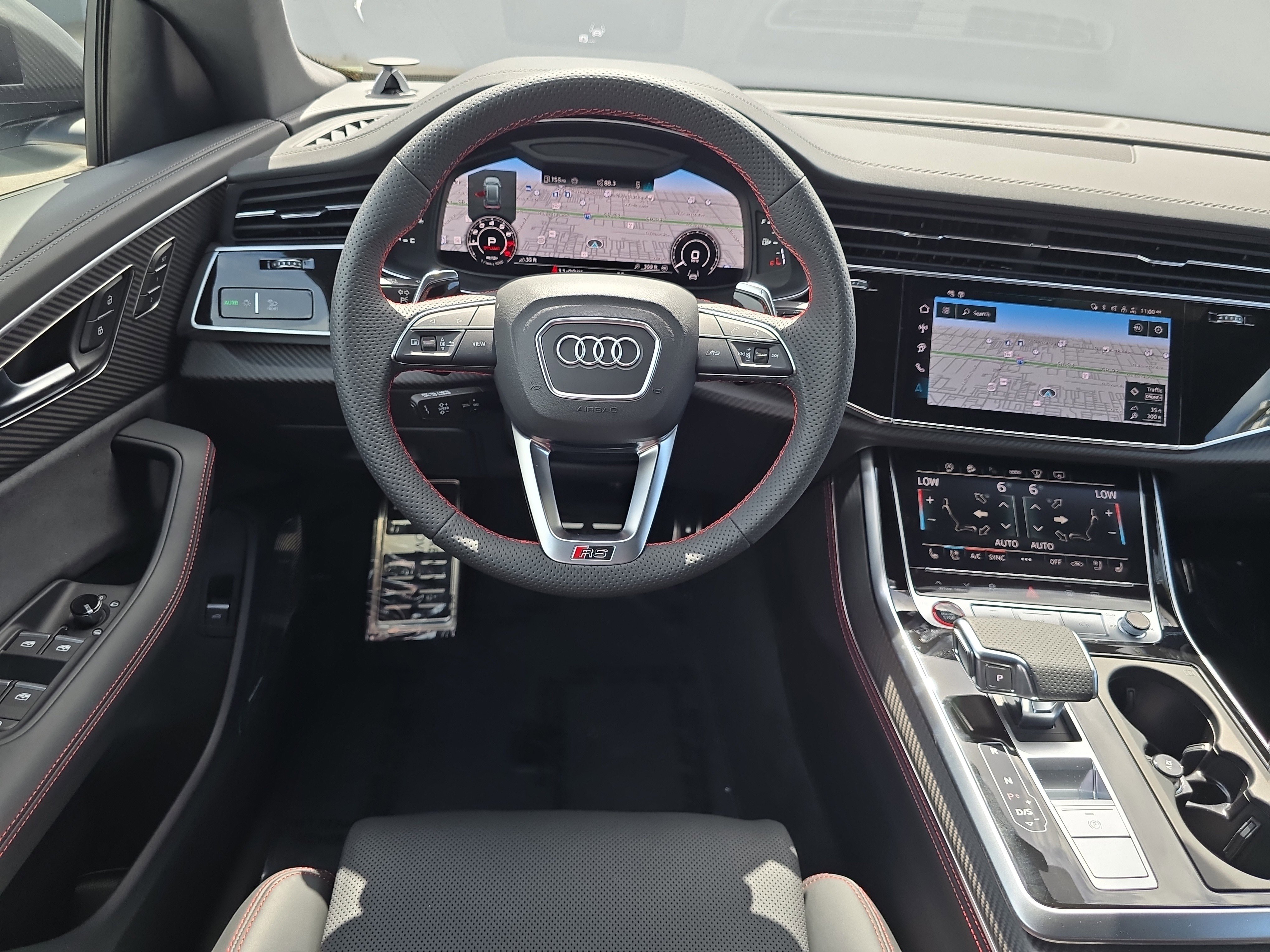 New 2025 Audi RS Q8 performance image 12