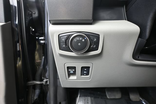 Used 2018 Ford F150 XLT w/ Equipment Group 302A Luxury AWD/4WD image 24