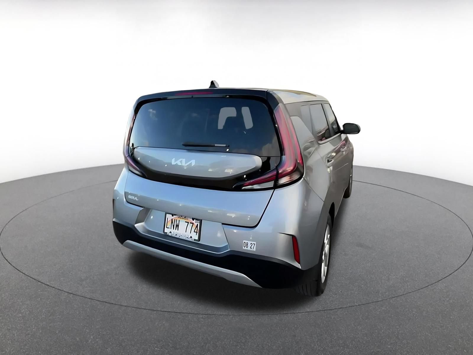 Used 2025 Kia Soul LX w/ LX Technology Package FWD image 13