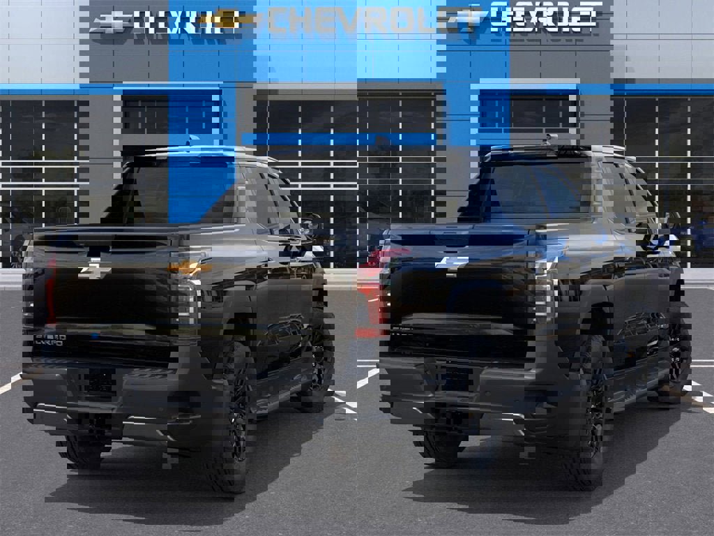 New 2026 Chevrolet Silverado EV LT image 4