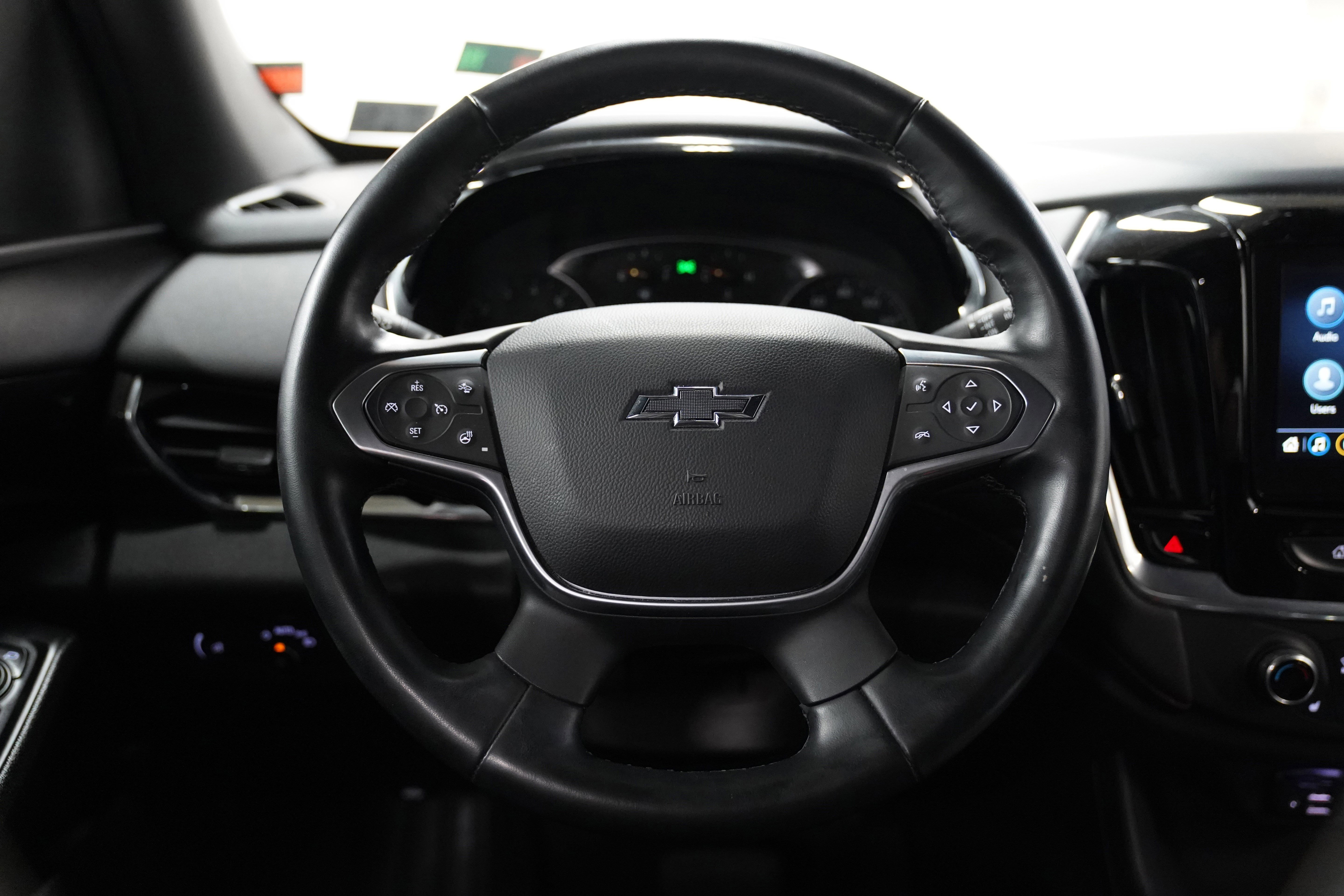 Used 2023 Chevrolet Traverse RS image 20