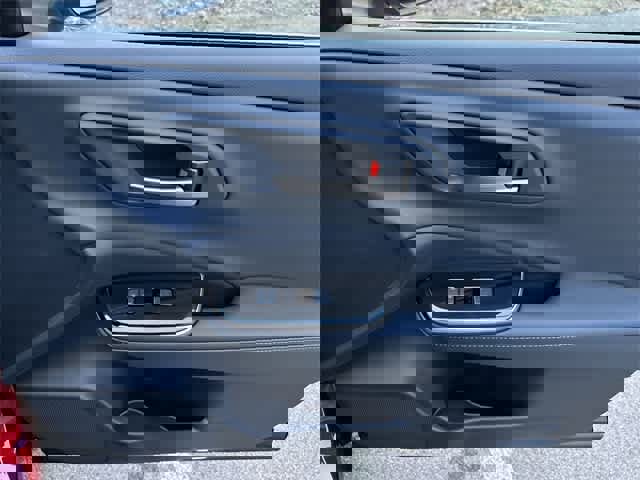 New 2025 Toyota Crown Signia image 21