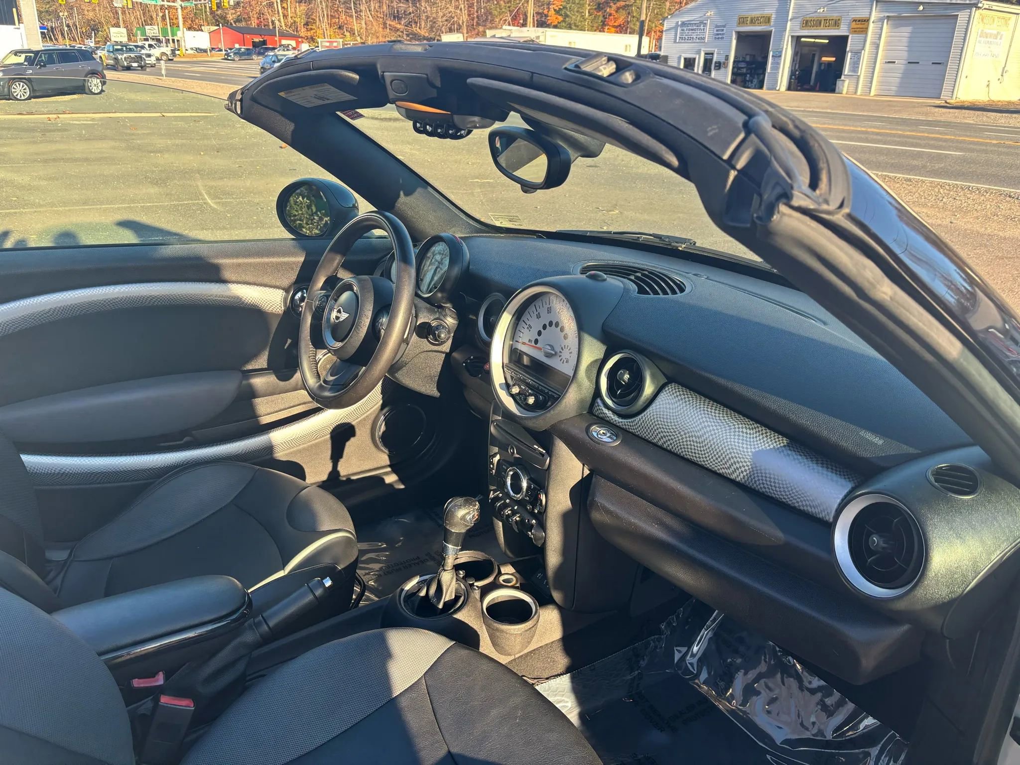 Used 2015 MINI Cooper Roadster S image 19