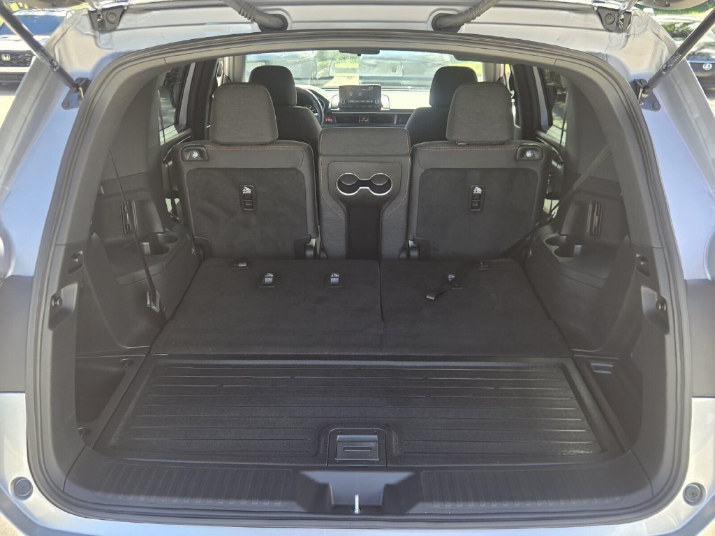 Certified 2025 Honda Pilot Sport image 15