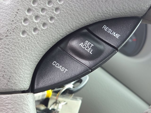 Used 2003 Ford Mustang Convertible RWD image 30