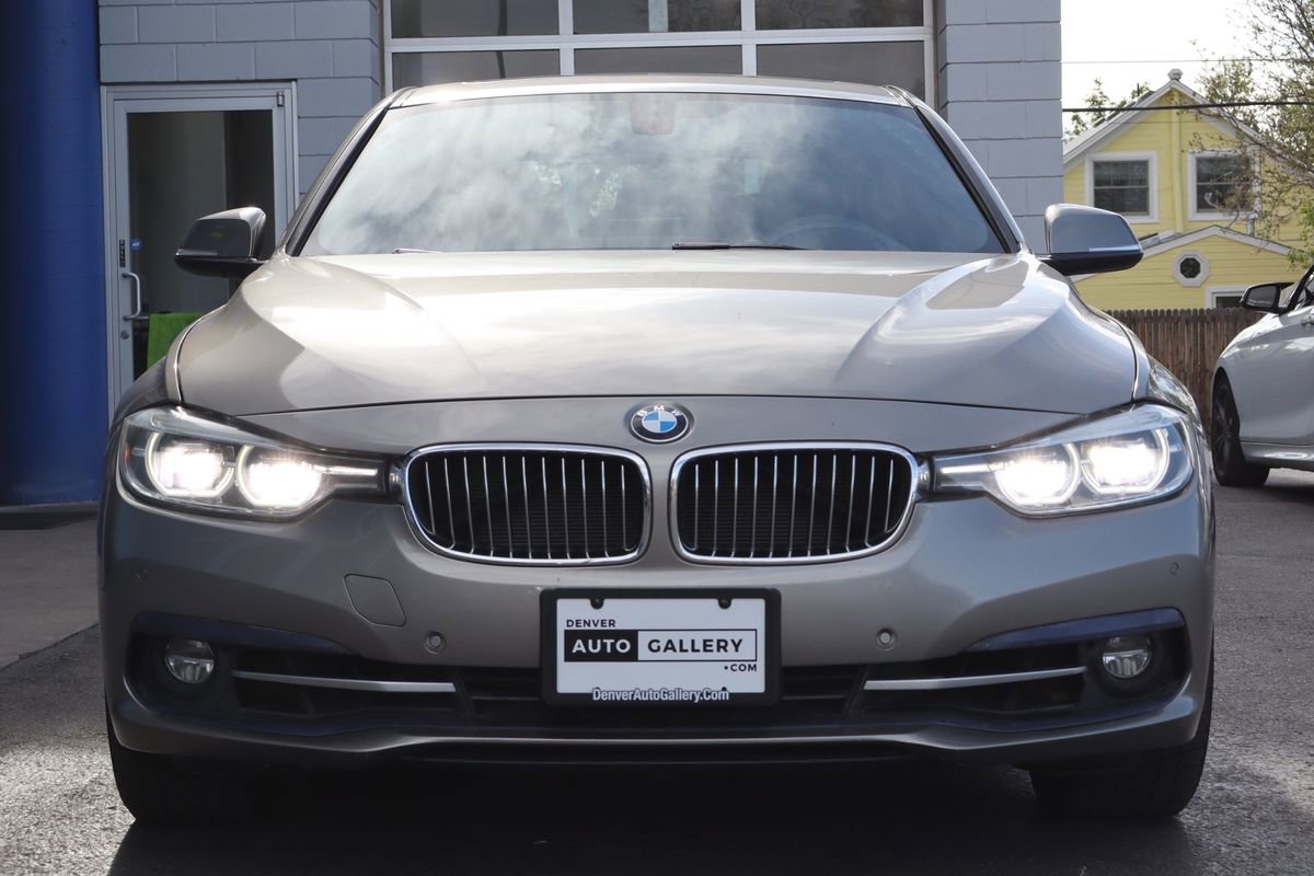Used 2016 BMW 340i xDrive Sedan AWD/4WD image 8