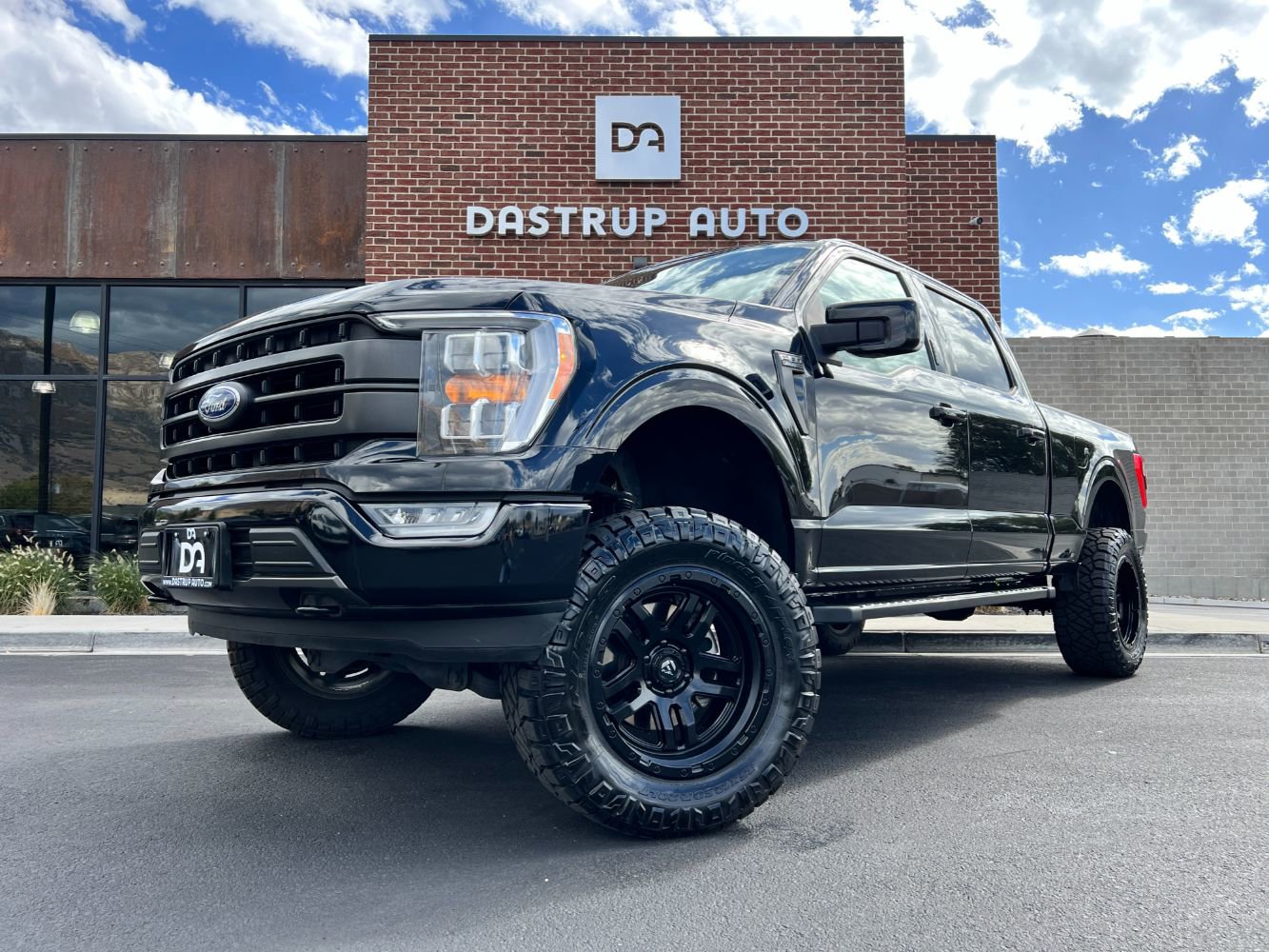 Used 2021 Ford F150 Lariat image 1