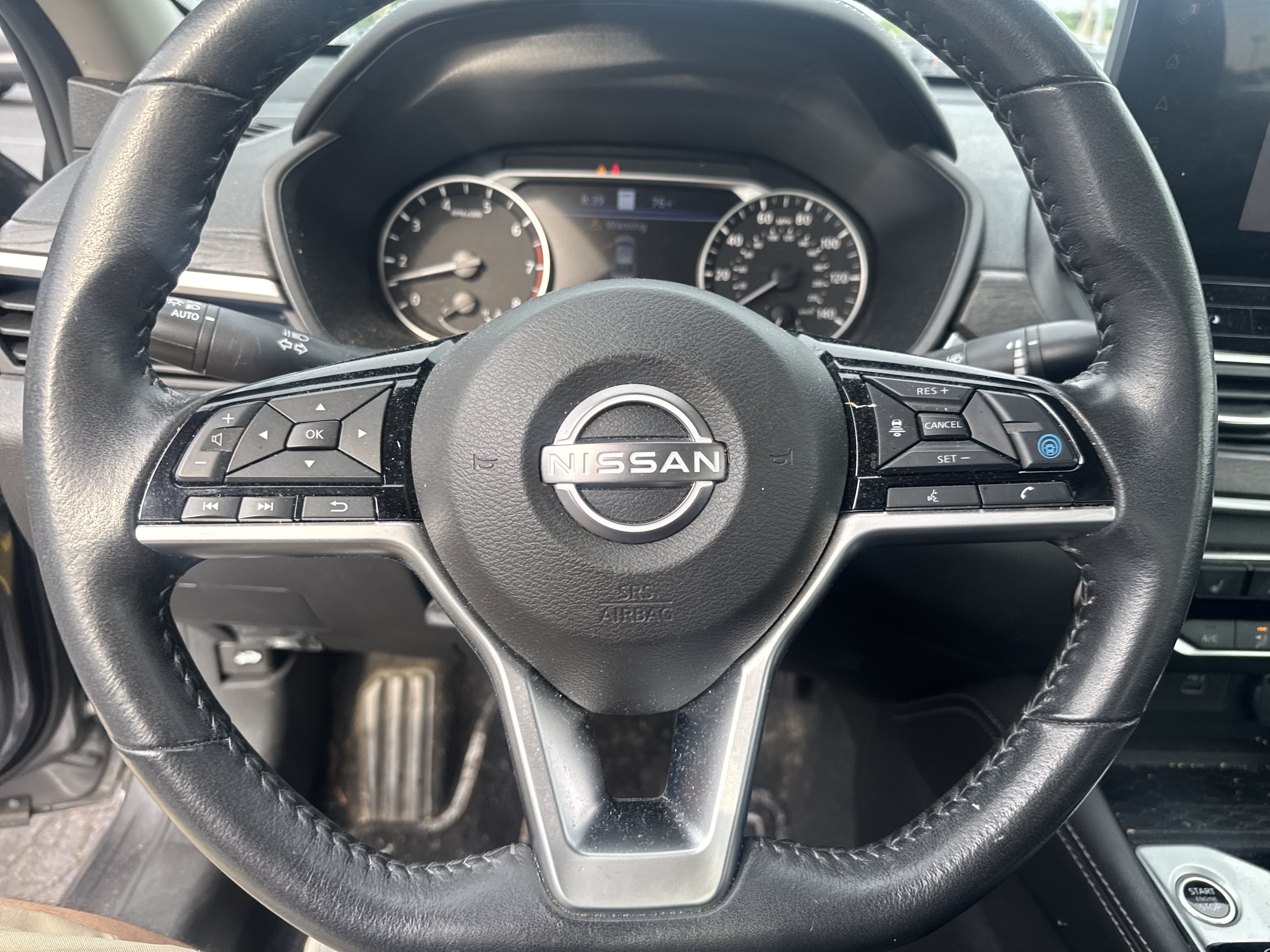 Used 2023 Nissan Altima 2.5 SV w/ SV Premium Package AWD/4WD image 17