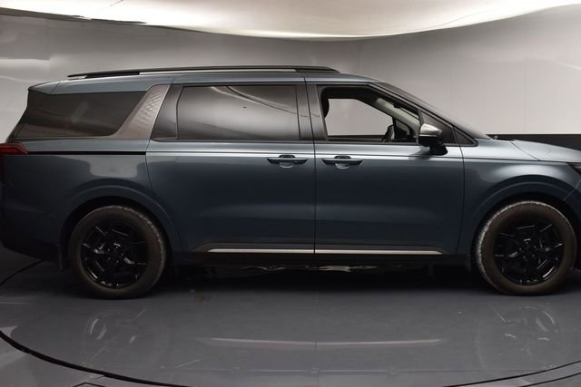 Certified 2025 Kia Carnival SX Prestige image 8
