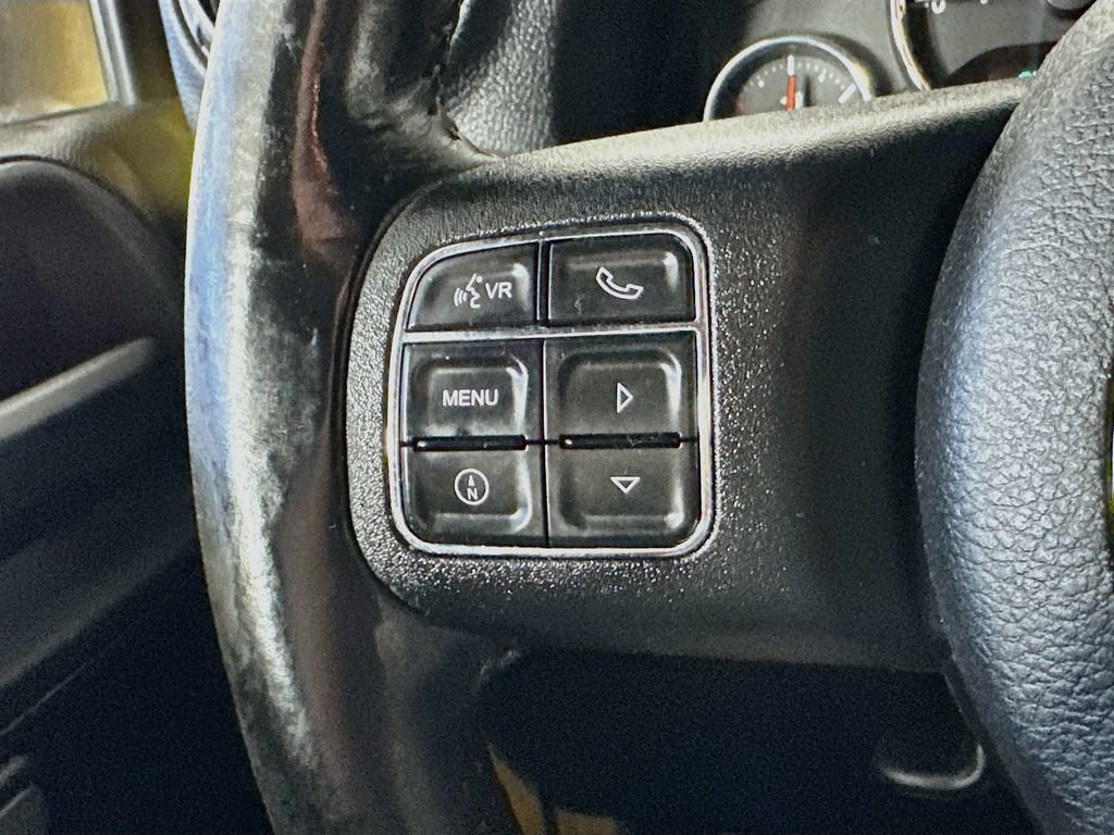 Used 2016 Jeep Wrangler Sport w/ Connectivity Group AWD/4WD image 23