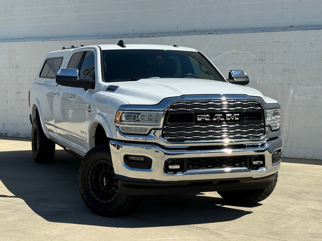 Used 2022 RAM 3500 Limited image 2