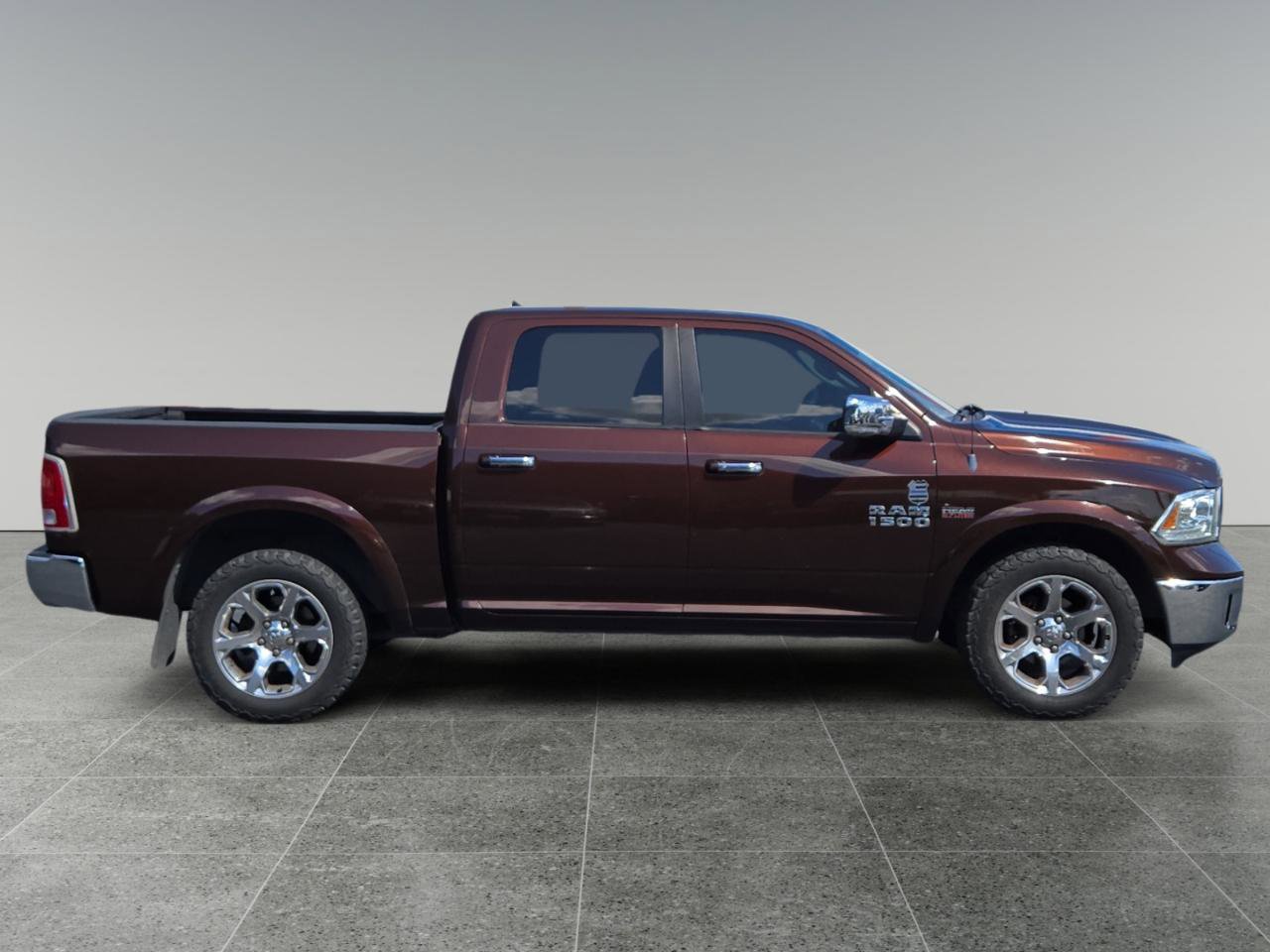 Used 2013 RAM 1500 Laramie w/ Convenience Group AWD/4WD image 8