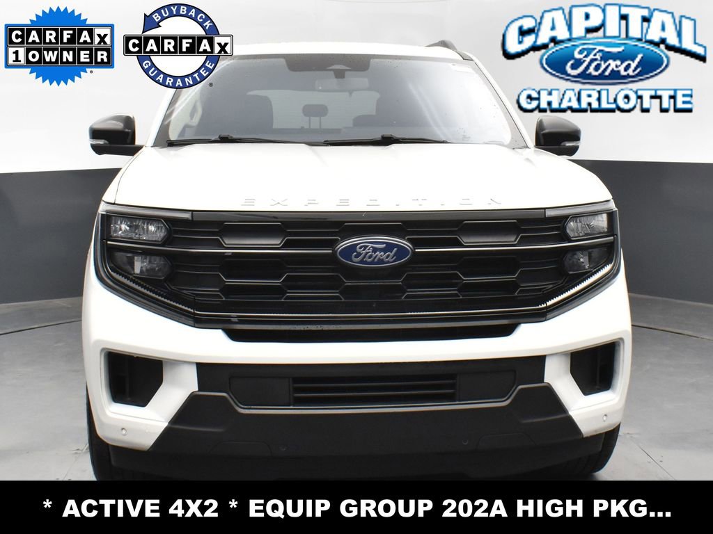 Used 2025 Ford Expedition Active image 2