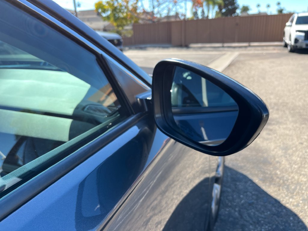 Certified 2023 Honda Accord EX image 32