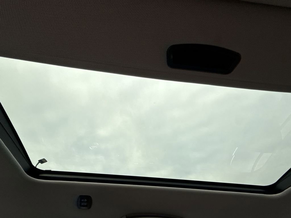 Used 2023 Toyota Camry SE image 23