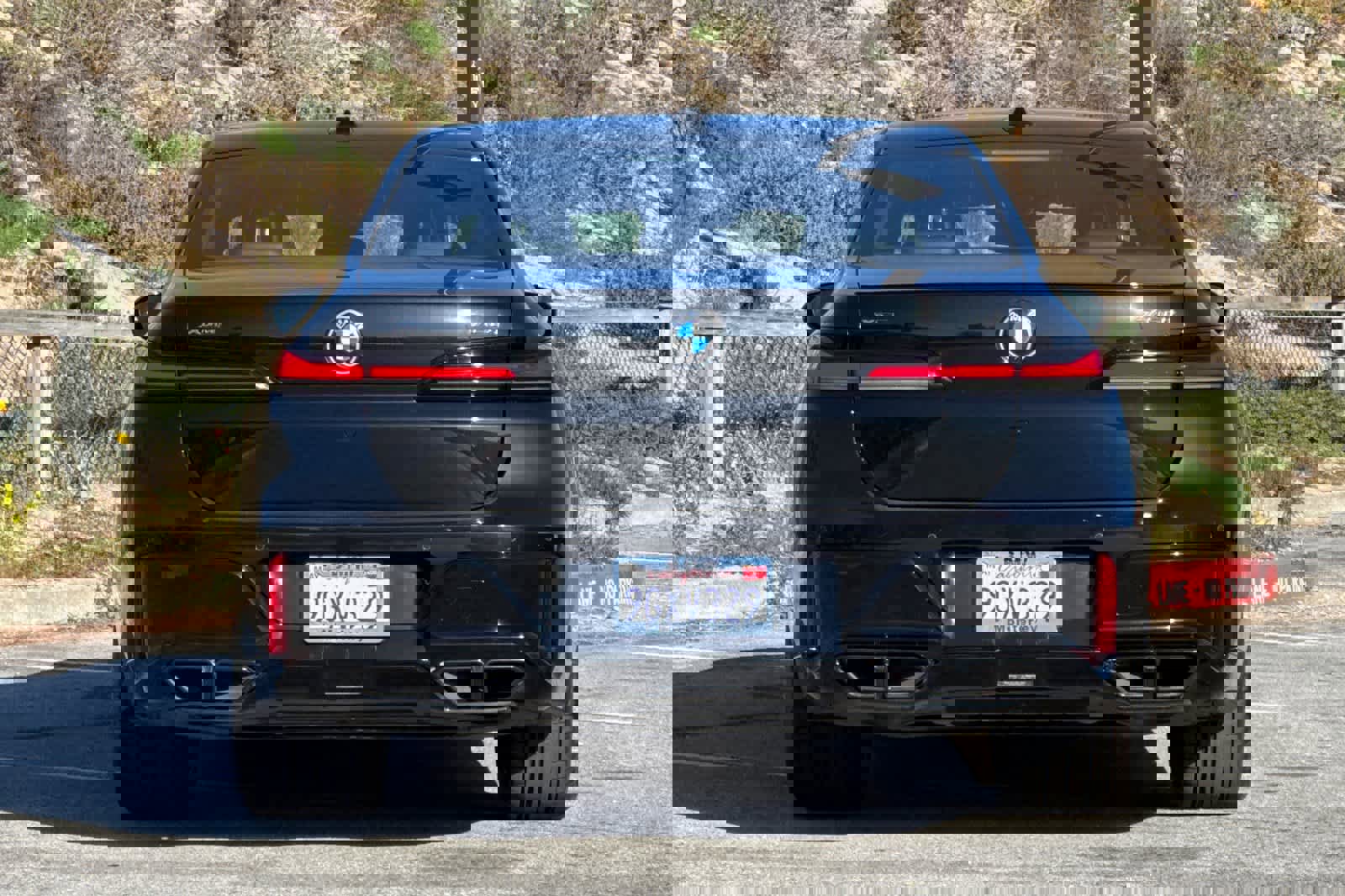 Certified 2023 BMW 760i xDrive w/ Executive Package image 8