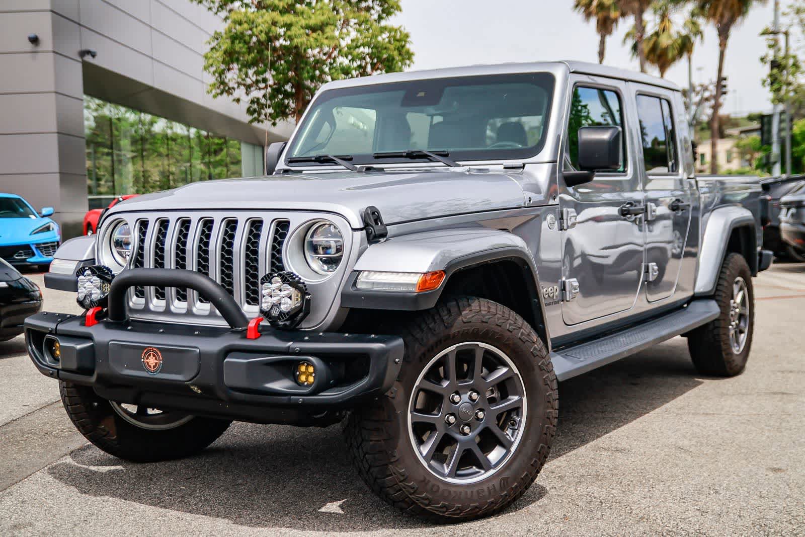 Used 2021 Jeep Gladiator Overland w/ Popular Equipment Package image 1
